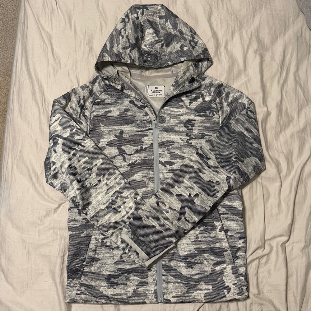 REIGNING CHAMP Camo Print Hooded Jacket in Heather Grey
